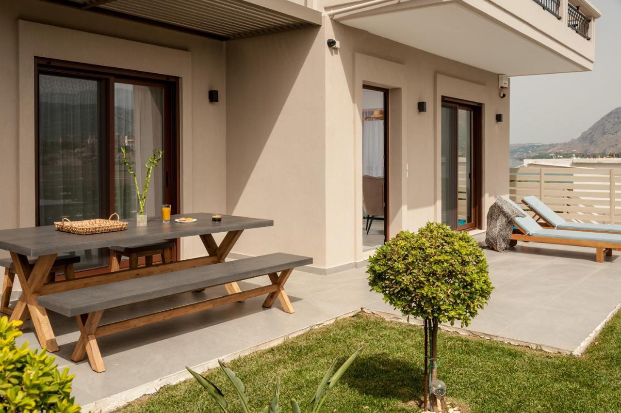 Thyme Sea View Apartments By 8Essentially Souda Esterno foto