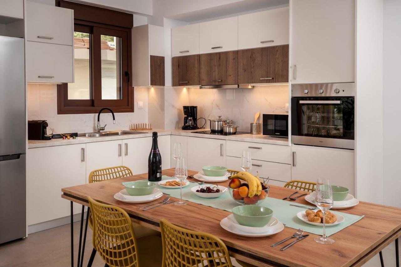 Thyme Sea View Apartments By 8Essentially Souda Esterno foto